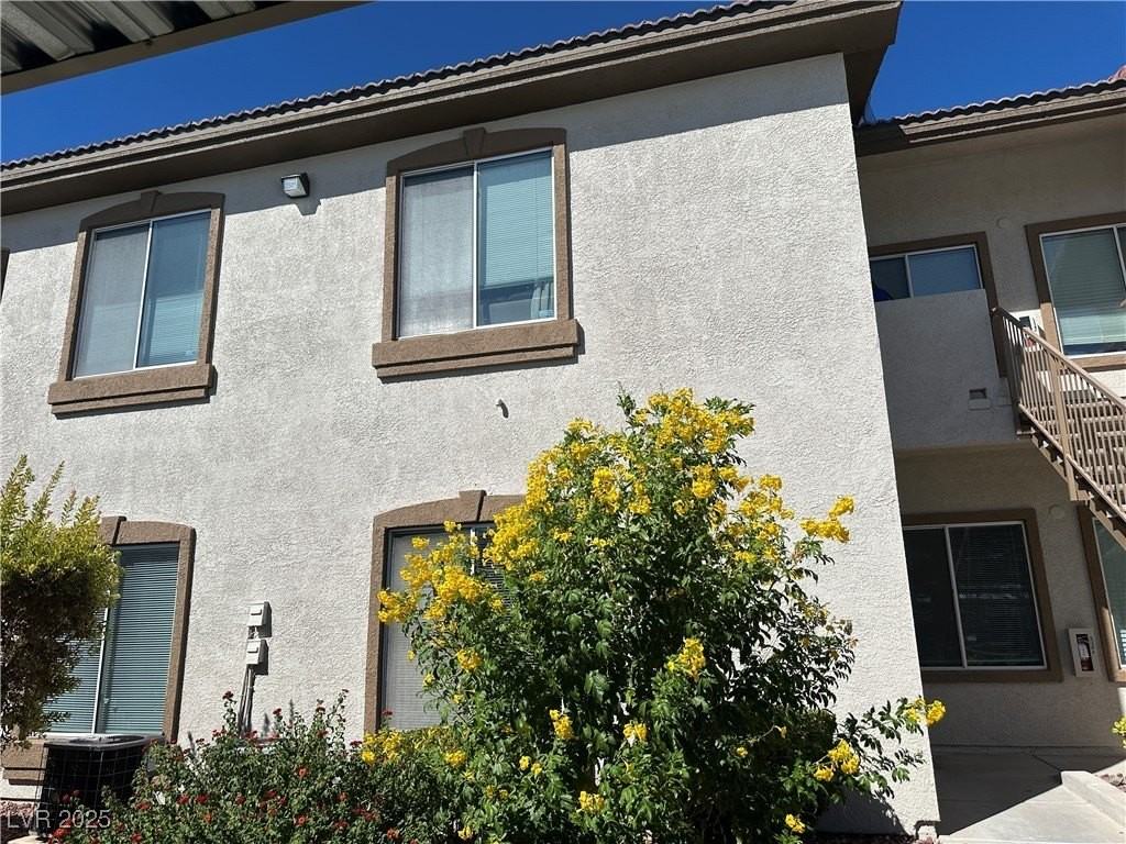 2305 W Horizon Ridge Pkwy #3611