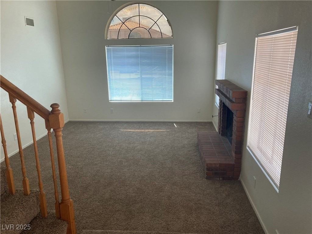 967 Derringer Lane - Photo 4 of 36