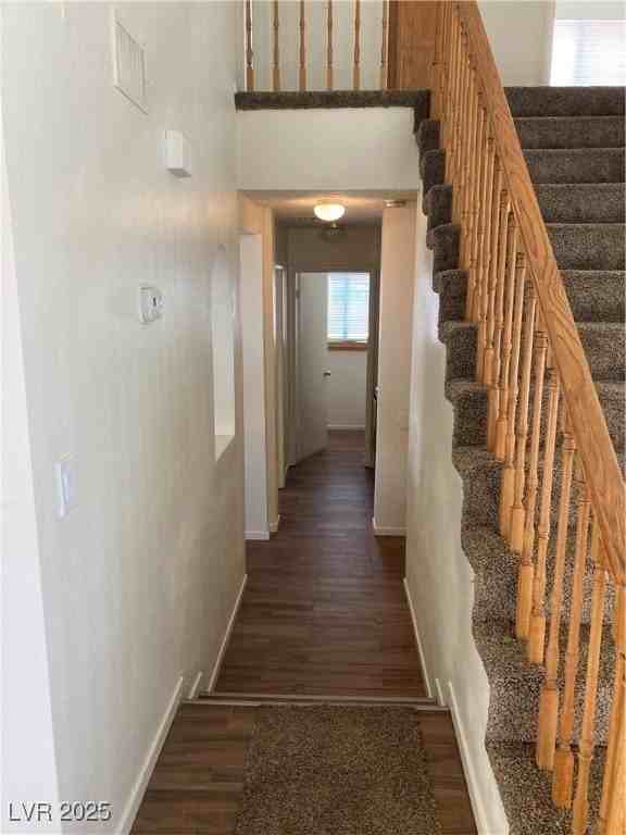 967 Derringer Lane - Photo 5 of 36