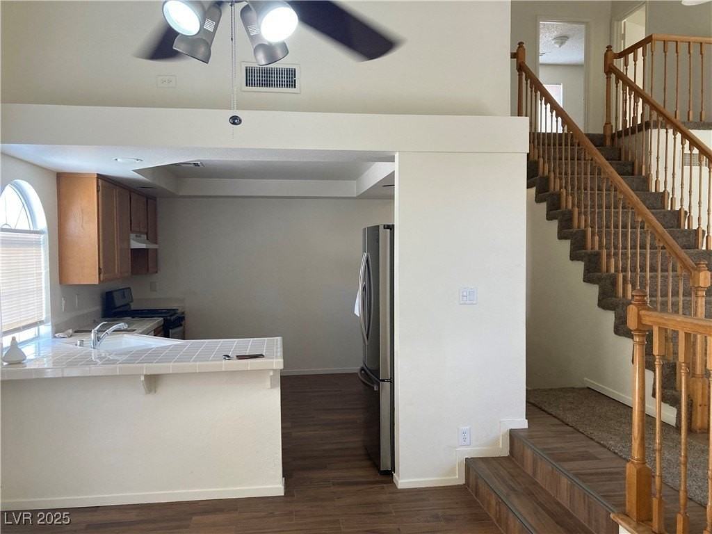 967 Derringer Lane - Photo 7 of 36