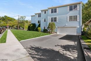 59 Burnett Ave - Photo 1 of 1