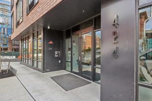 424 Arlington Ave #206 - Photo 1 of 1