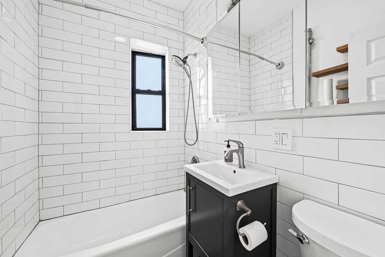 57 Carbon St #44R - Photo 6 of 21