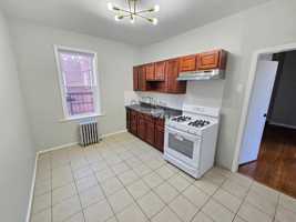 featured image of 410 Union Avenue #104