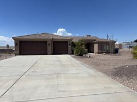 featured image of 3825 Challenger Dr