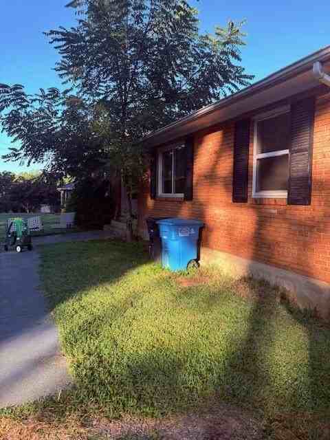 Colonial AVE - Photo 2 of 10