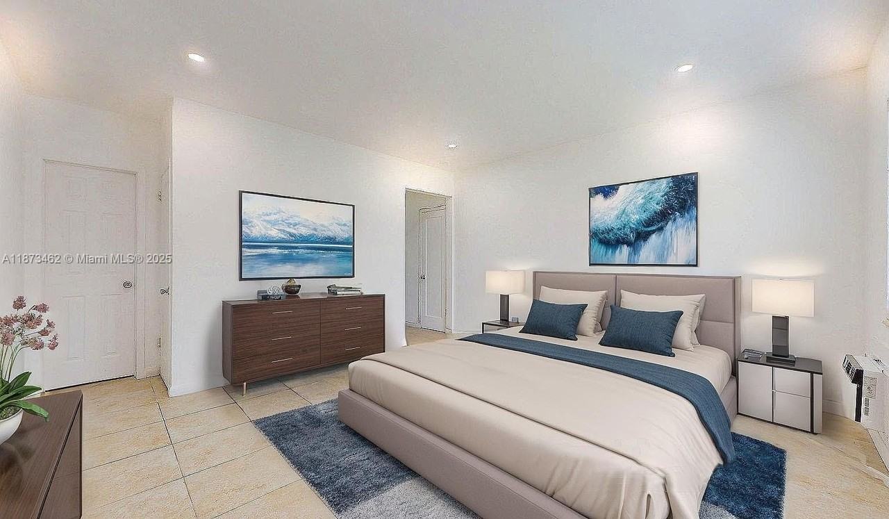 2499 Sw 27th St #7 - Photo 6 of 16