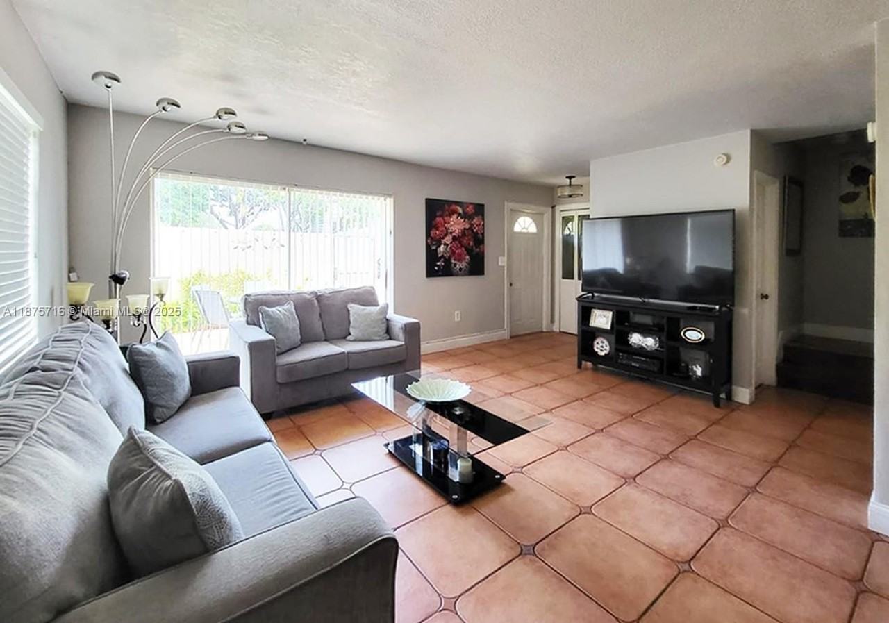 8497 Sw 137th Ave #8497 - Photo 3 of 25