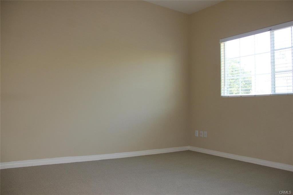 1203 Huntington Dr - Photo 2 of 8