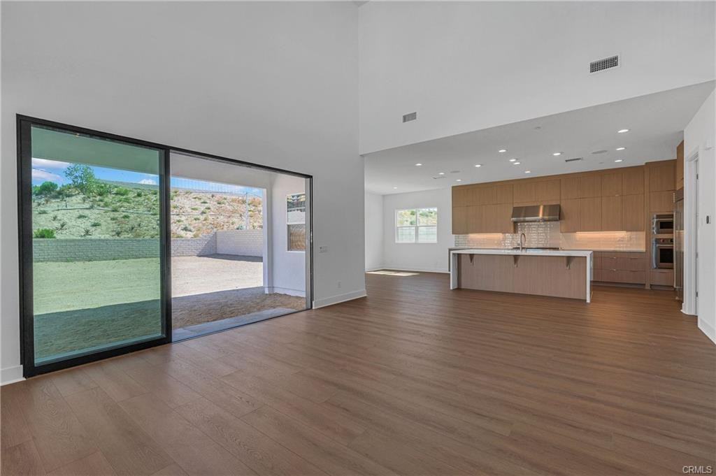 27510 Elderberry Dr - Photo 3 of 8