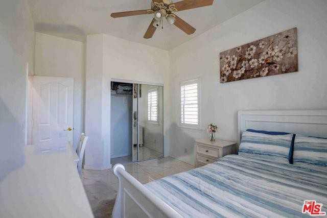 17833 Wildridge Ln - Photo 2 of 8