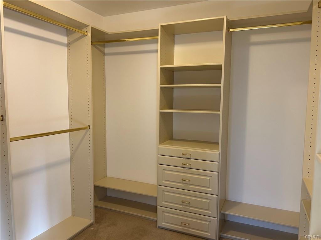 25823 Browning Pl - Photo 3 of 6