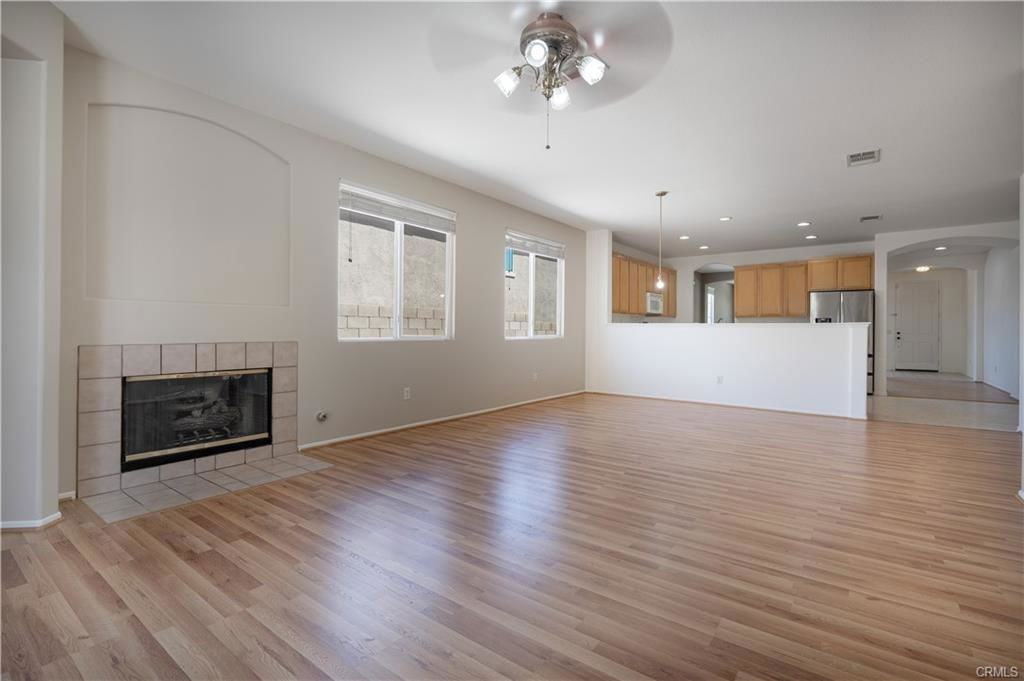 40263 Preston Rd - Photo 2 of 8