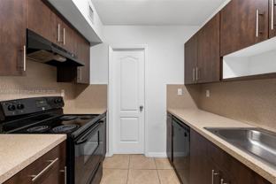 13 S Royal Poinciana Blvd #17 - Photo 1 of 1