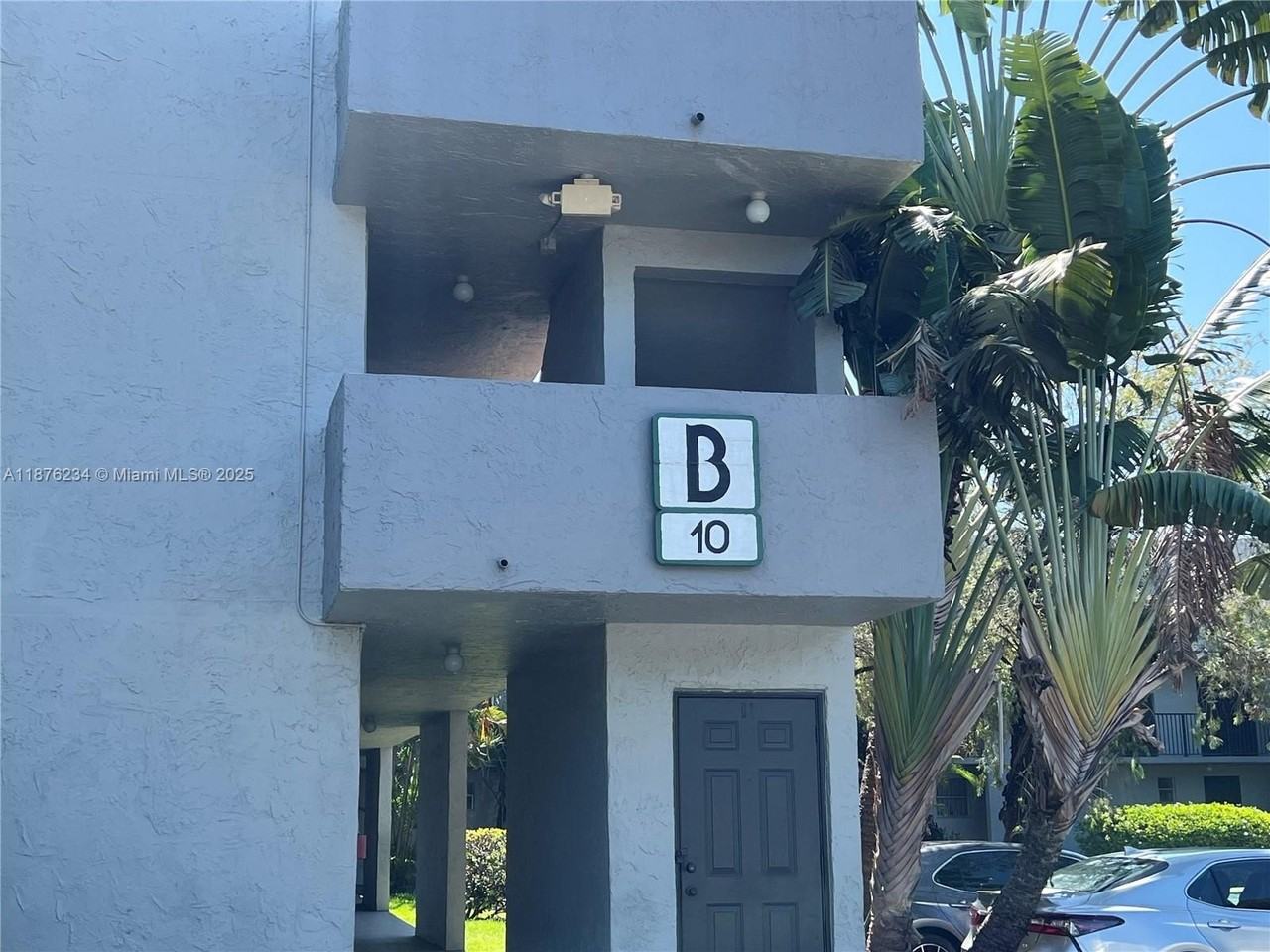 10 Nw 87th Ave #B211 - Photo 7 of 27