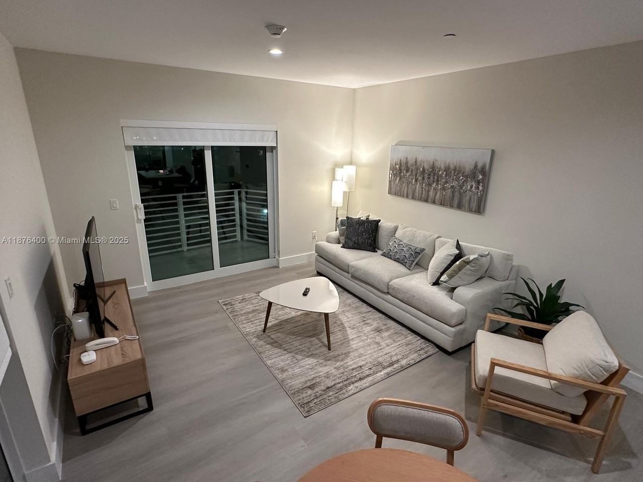 1938 Jackson St #502 - Photo 7 of 21