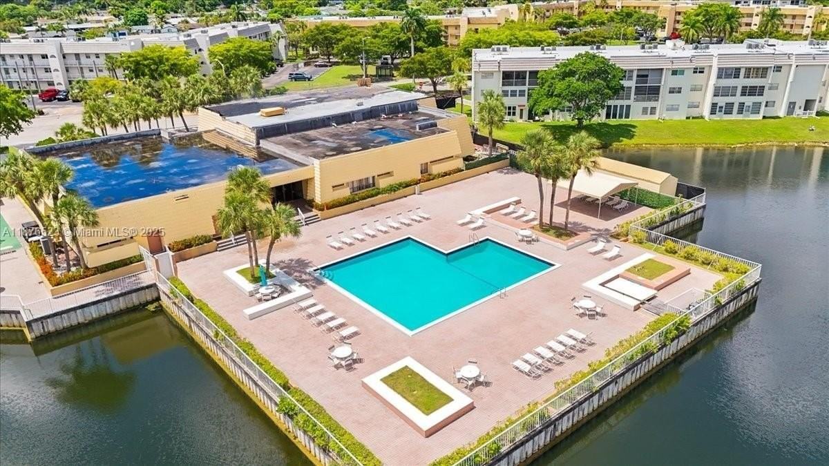 8345 Sunrise Lakes Boulevard #306 - Photo 6 of 47