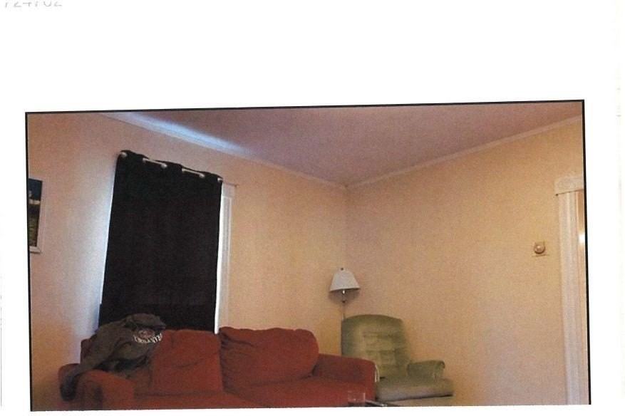 16 Middle St #2UPSTAIRS - Photo 5 of 14