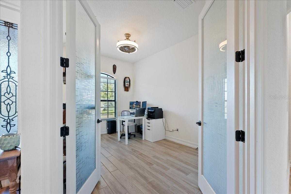 5553 Mulligan Way - Photo 6 of 50