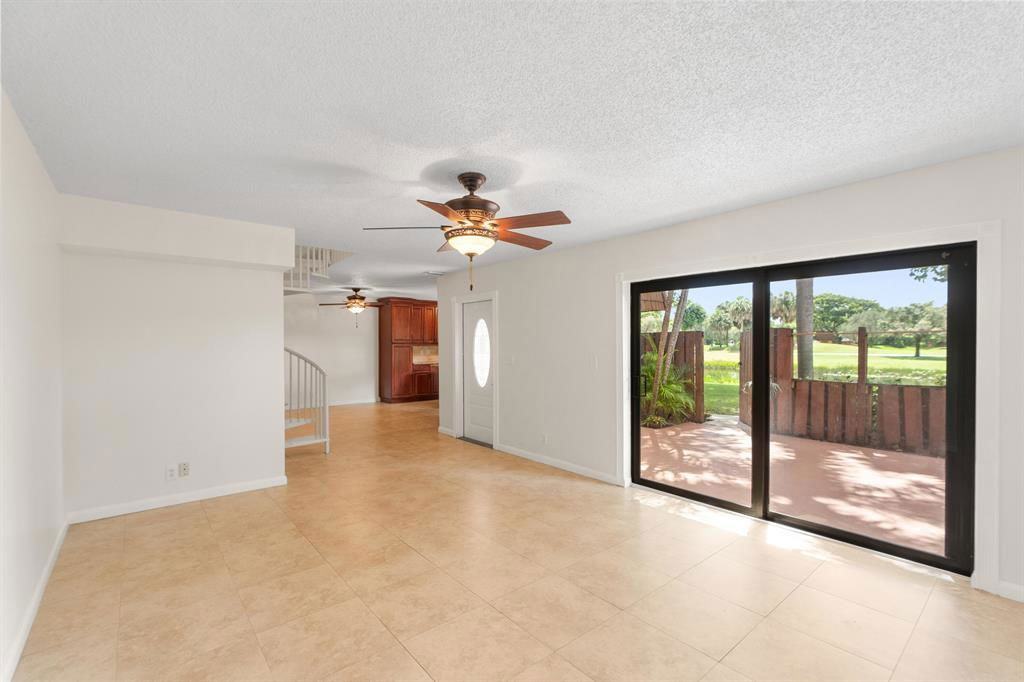 2060 Southwest 90th Avenue - Photo 4 of 8