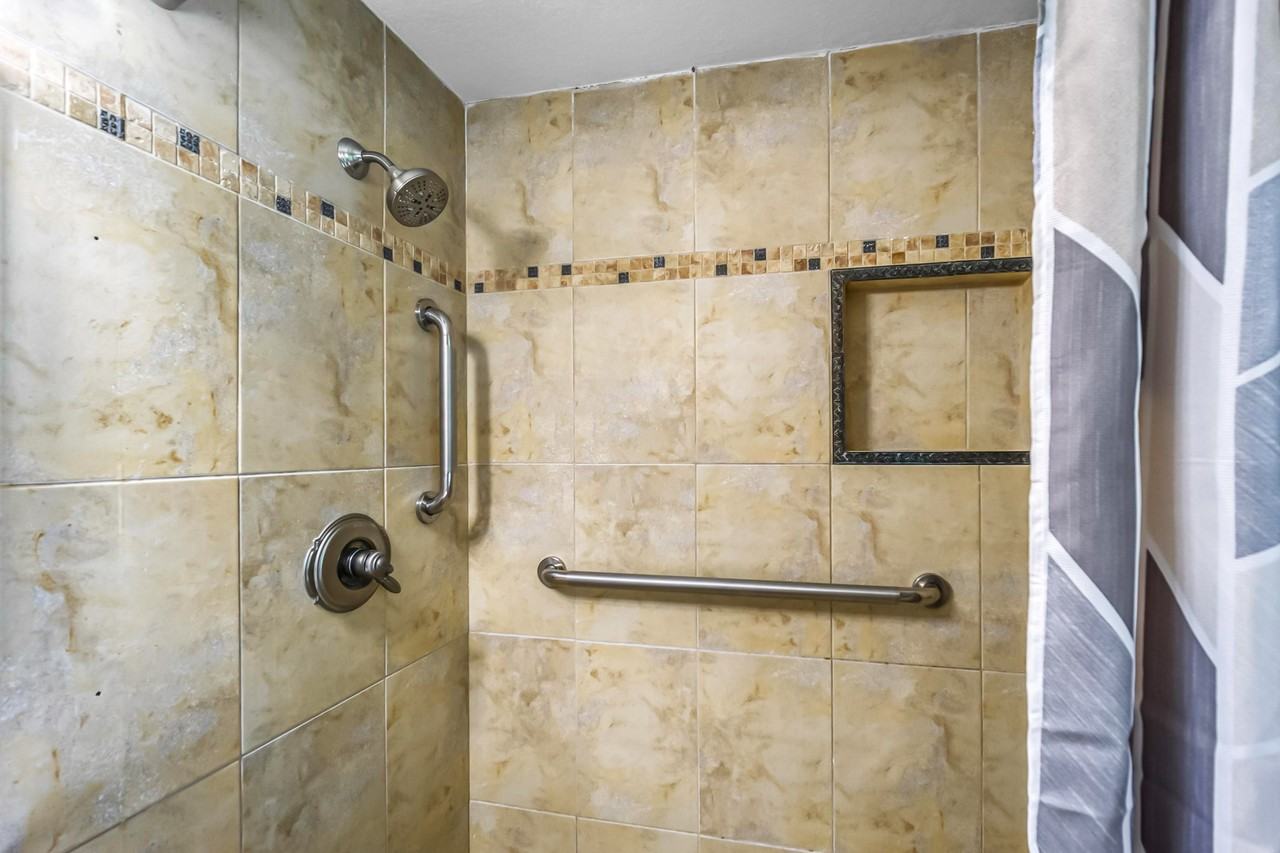 Tampico Rd - Photo 4 of 16