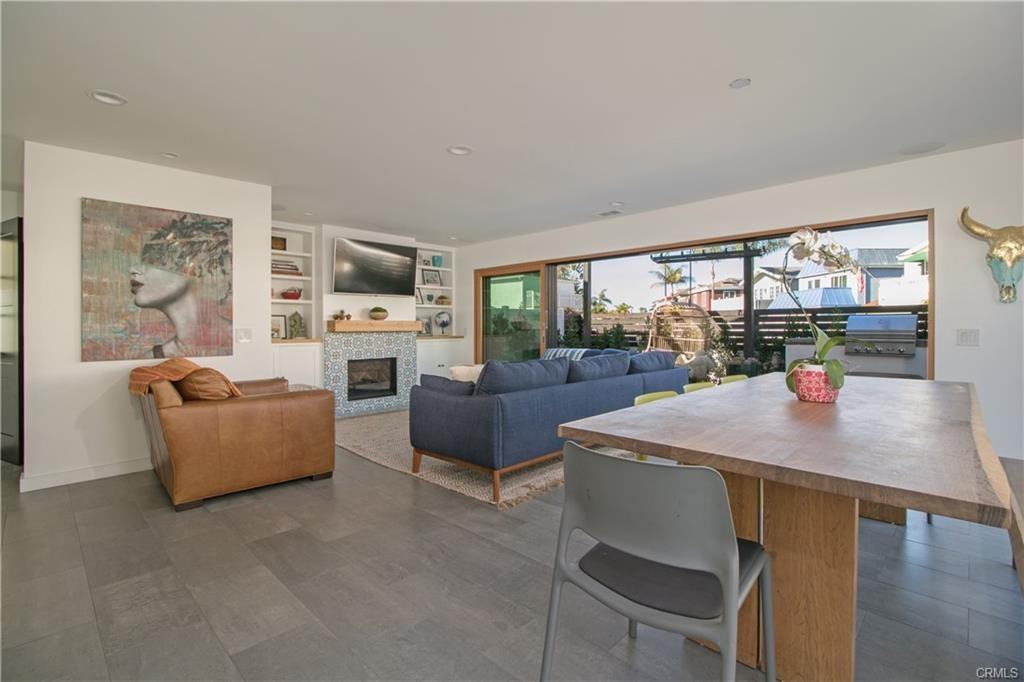 246 Orange Street - Photo 3 of 8