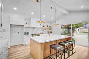 featured image of 2842 E Virginia Ave