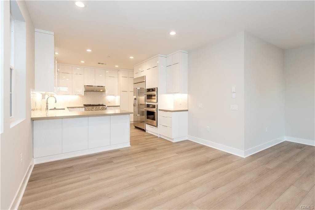 589 Mcfadden St - Photo 5 of 8