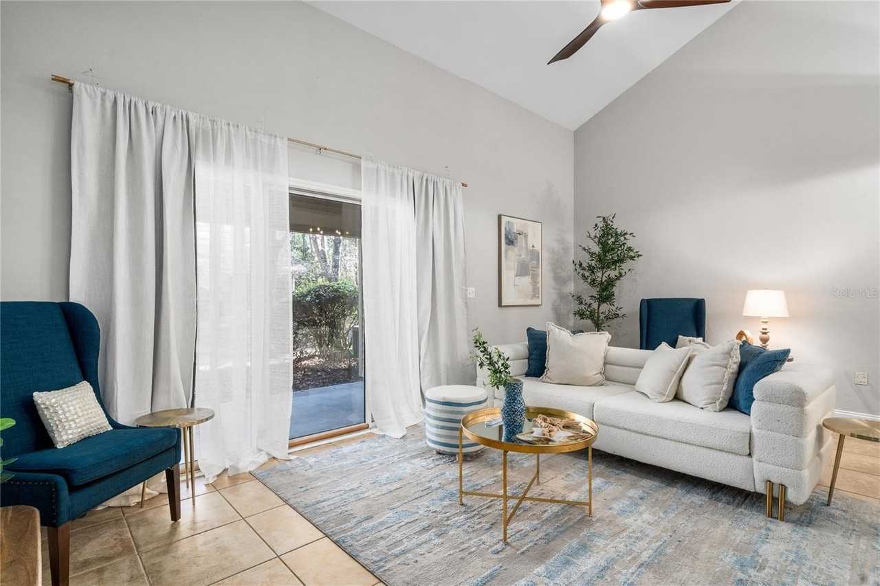 1217 Nw 55th St #14 - Photo 3 of 38