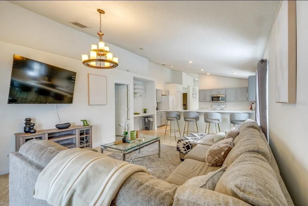 739 Delancey Dr - Photo 5 of 24