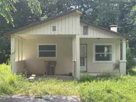 1642 Sw 2nd St - Photo 1 of 1