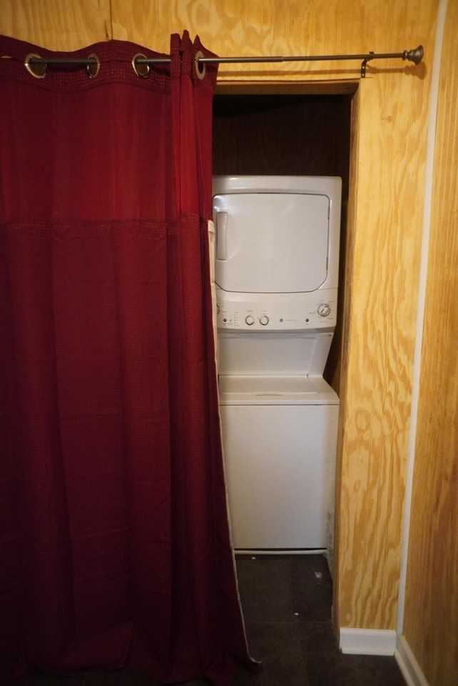 Fairfield Place Northwest - Photo 3 of 41