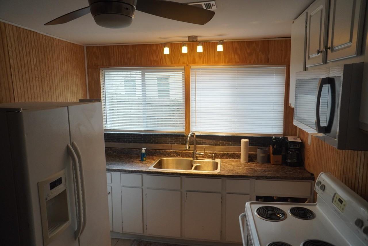 Fairfield Place Northwest - Photo 5 of 41