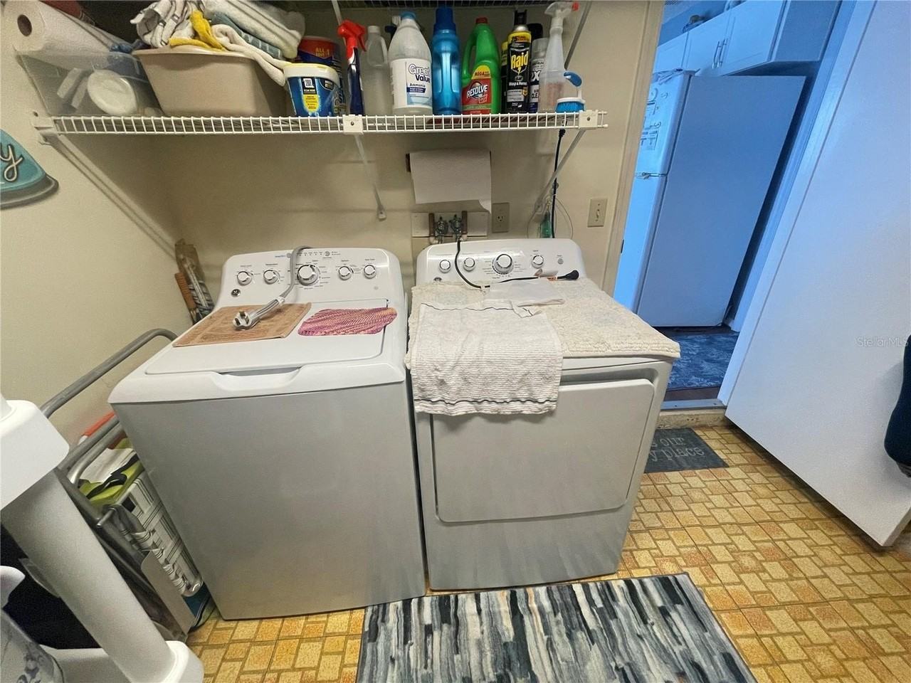 1715 Atrium Dr - Photo 7 of 23