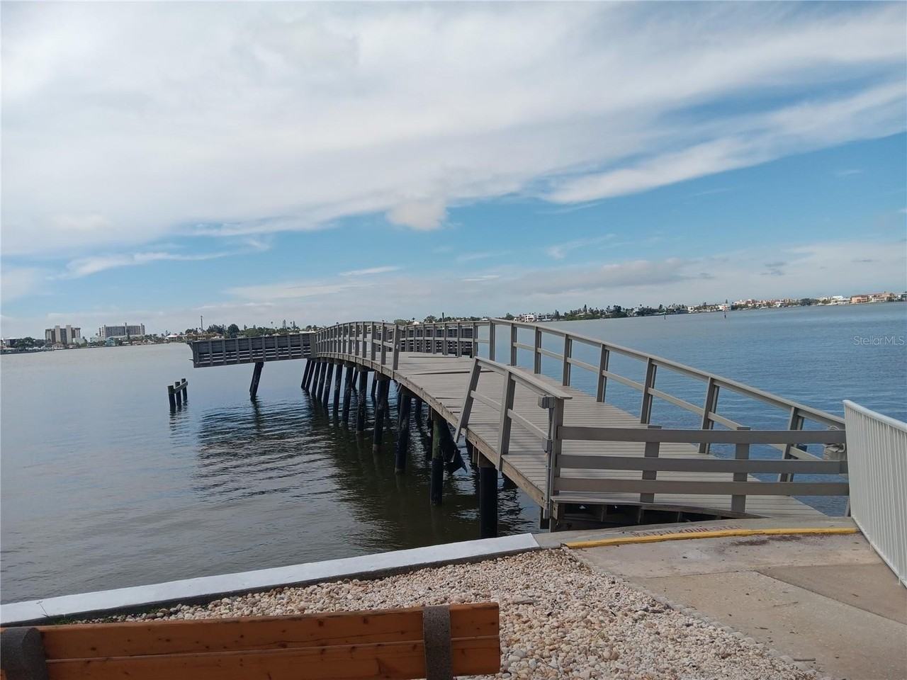 4775 Cove Cir #1102 - Photo 4 of 11