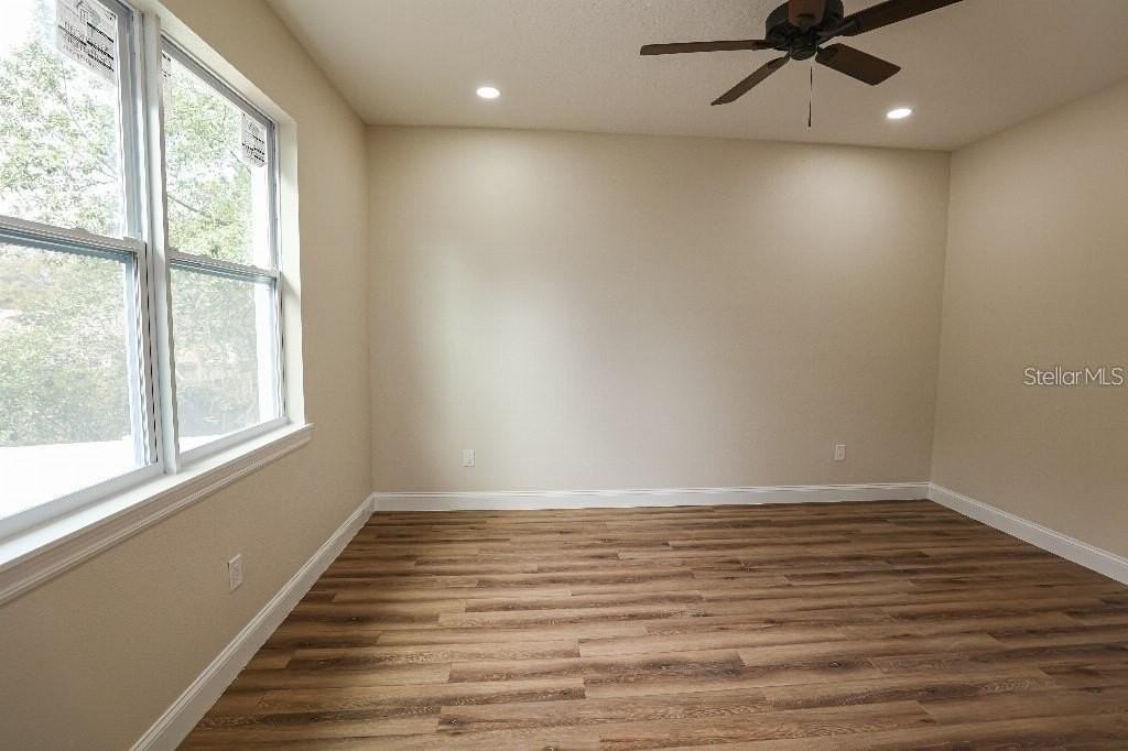 8406 N Semmes St - Photo 5 of 19