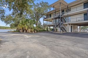 featured image of 3230 Cumberland Rd #208