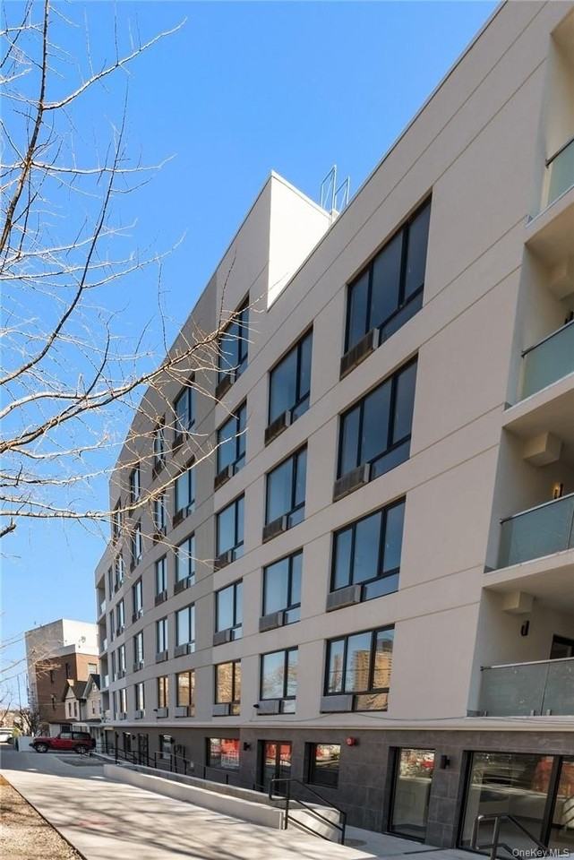 3436 Kingsbridge Ave #4B - Photo 2 of 12