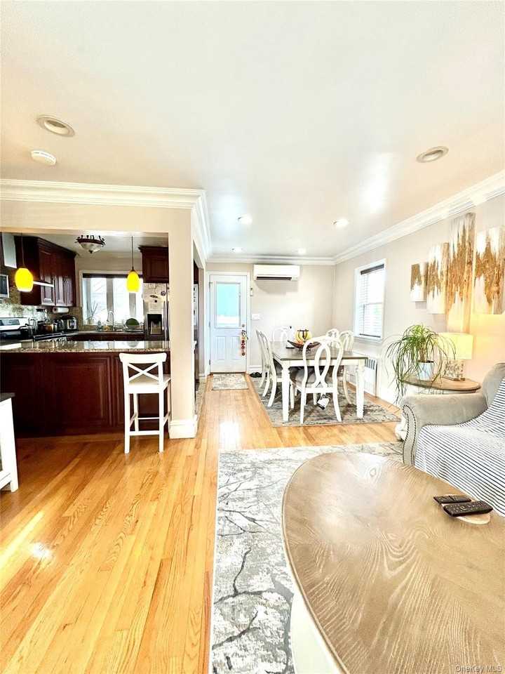 745 S Oyster Bay Rd - Photo 3 of 24