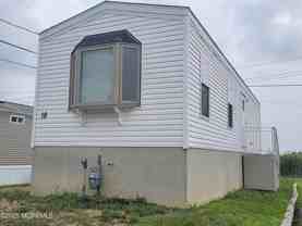 463 S Green St #18 - Photo 1 of 1