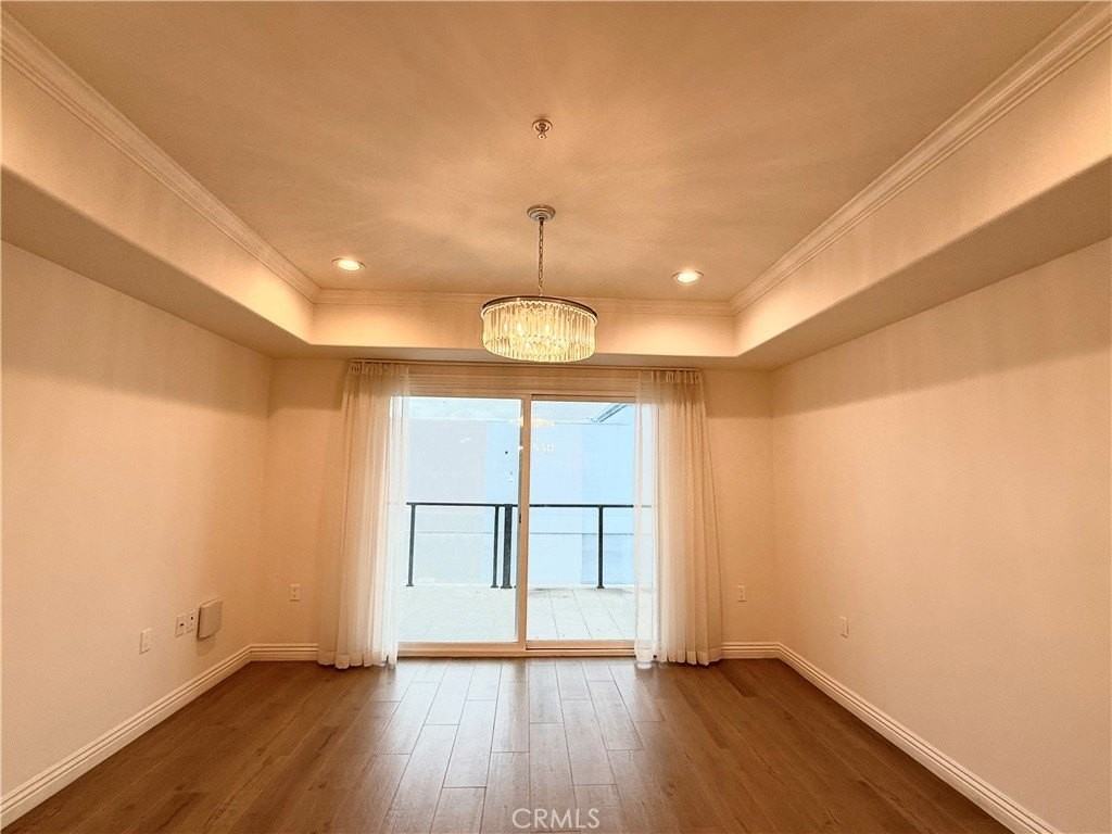 1598 Long Beach Blvd #212 - Photo 6 of 16