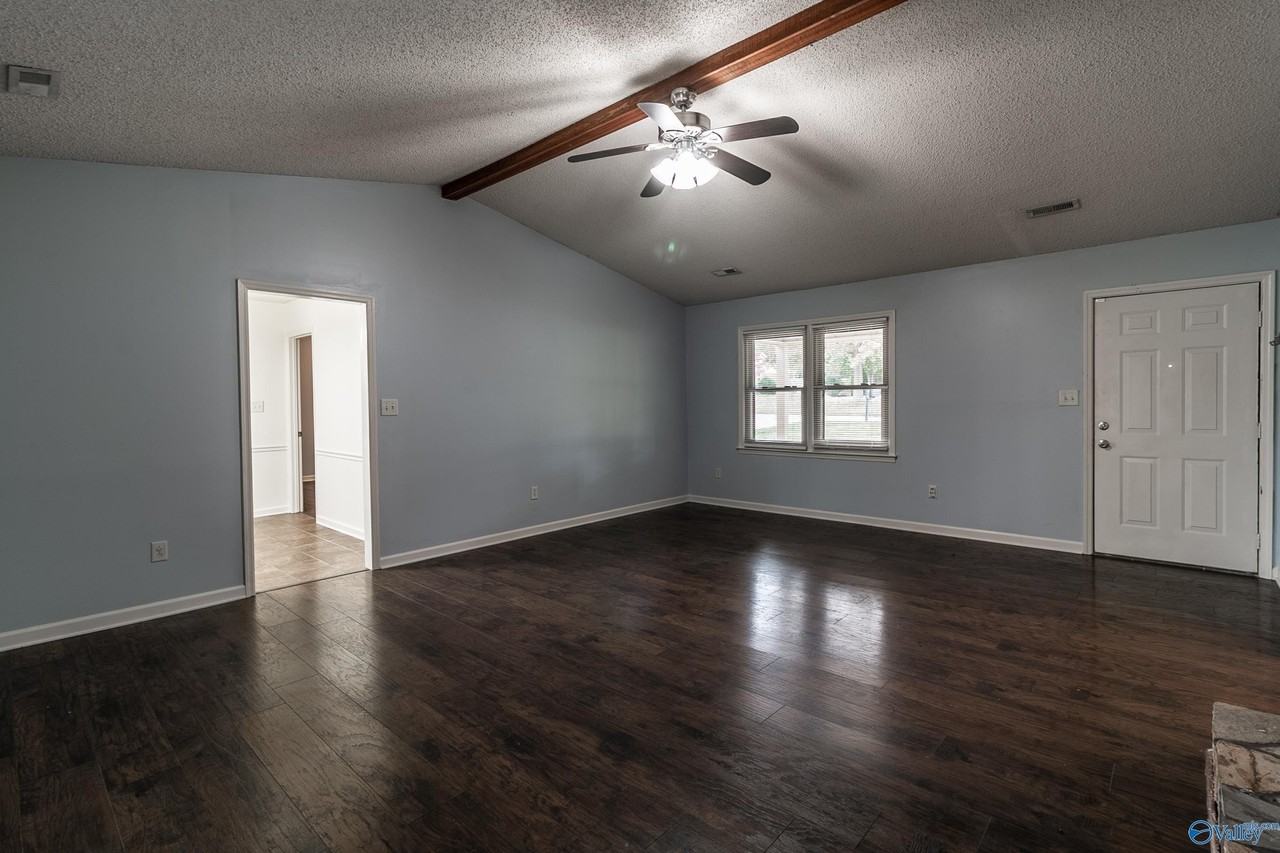 313 Red Oak Rd - Photo 5 of 26