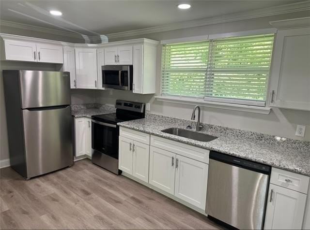 17660 Avalon Terrace - Photo 4 of 11