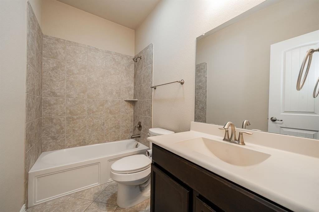 151 Cameron Dr - Photo 7 of 40