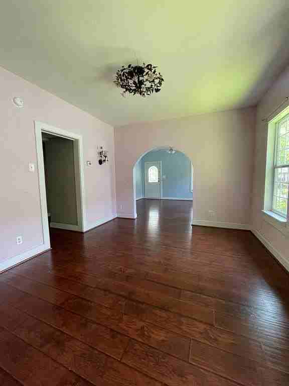 814 Cameron Ave - Photo 5 of 21