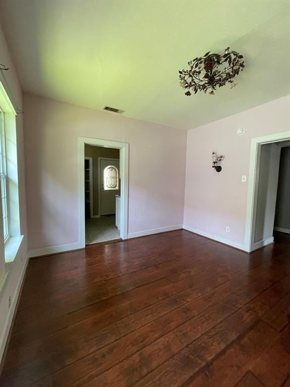 814 Cameron Ave - Photo 6 of 21