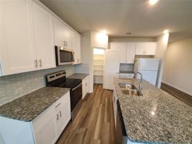 1903 Canyon Ln - Photo 1 of 1