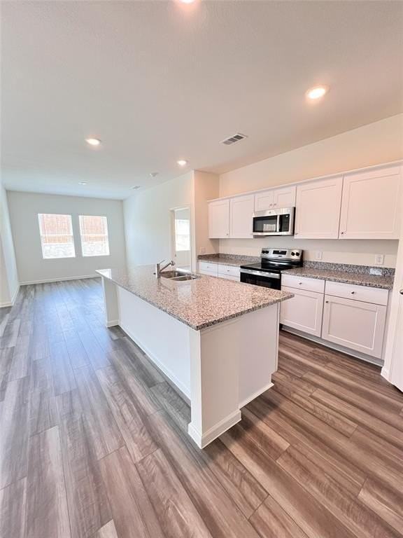 8217 Bufflehead Drive - Photo 4 of 31