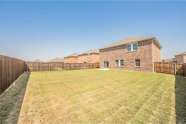 8 Winship Dr - Photo 2 of 24