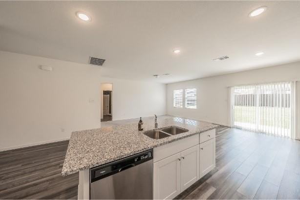 8 Winship Dr - Photo 6 of 24